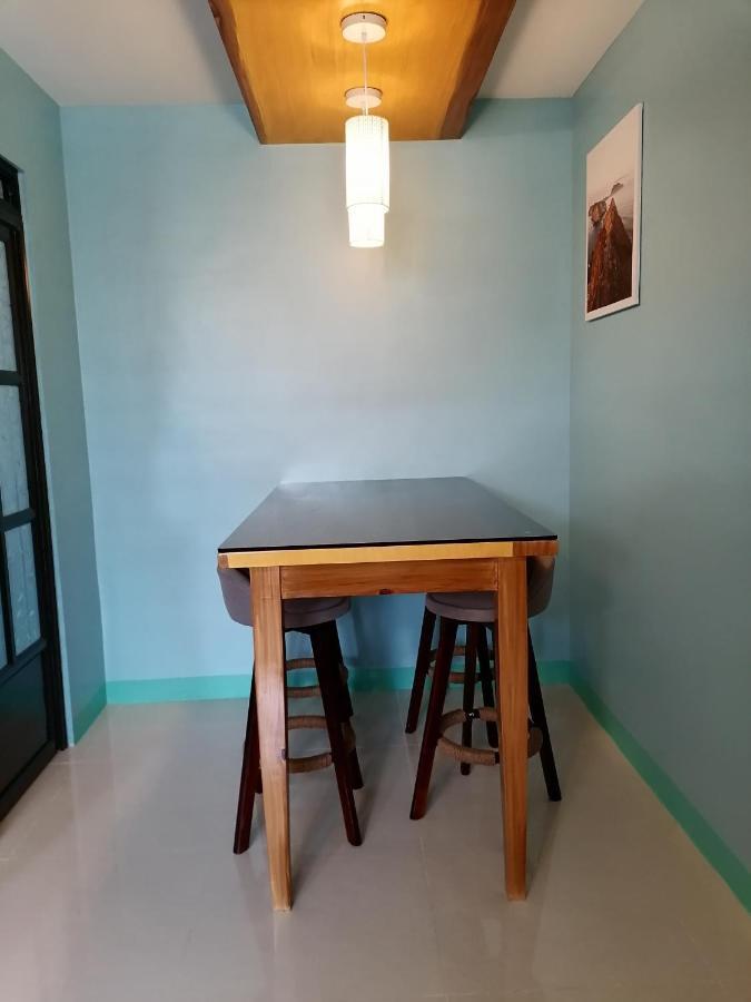 Spacious & Cozy 1-bedroom Apartment, Sleeps 2-4