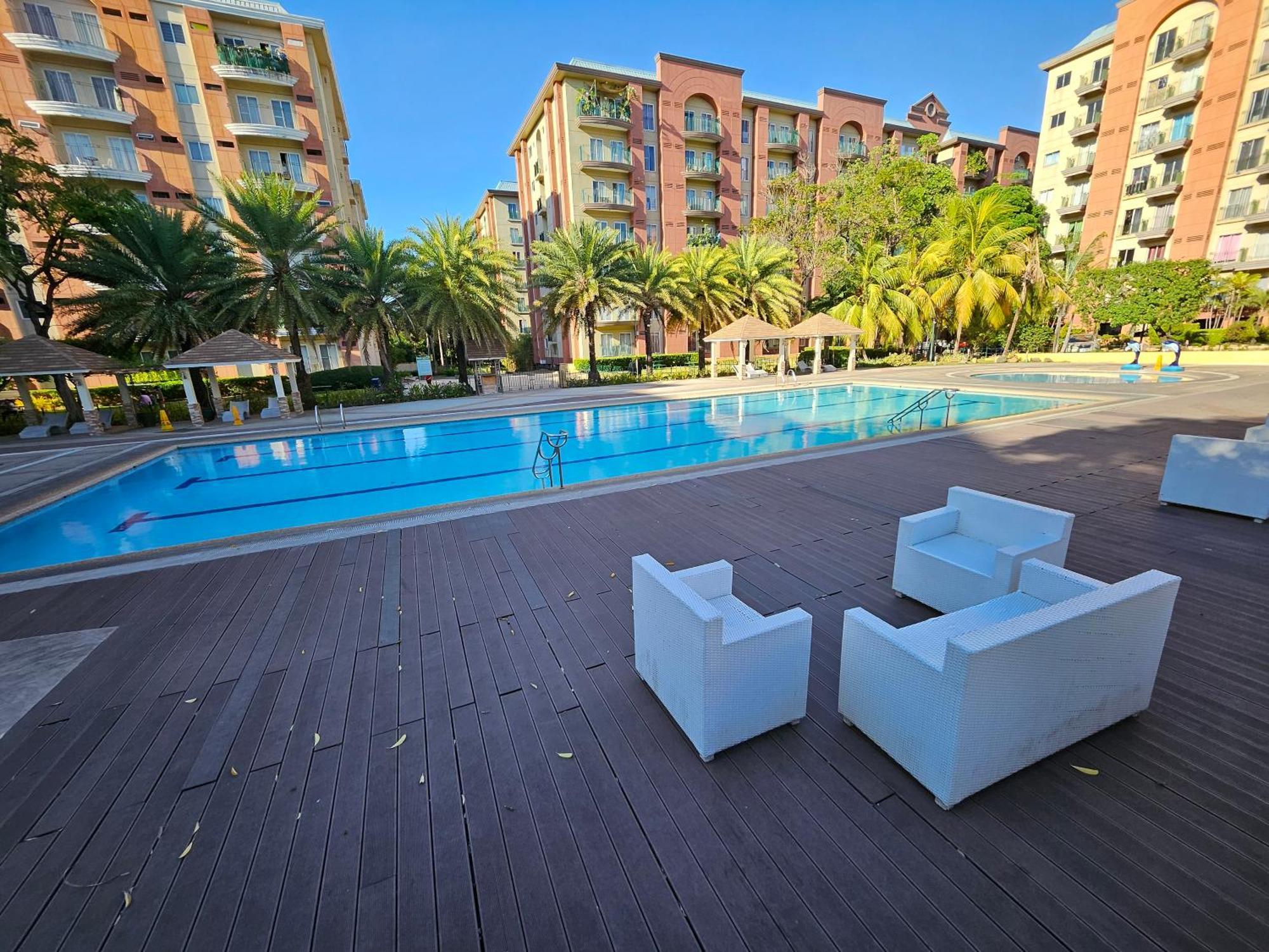 Apartment Spacious & Cozy 1-bedroom Apartment, Sleeps 2-4 *